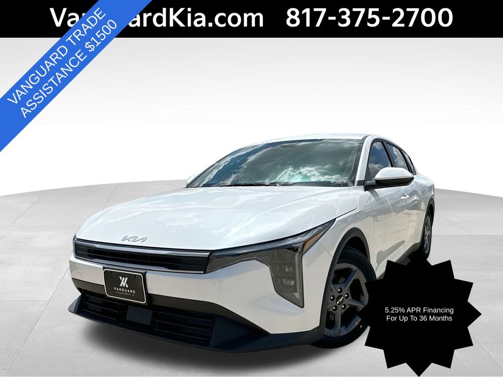 2025 Kia K4 LXS's photo