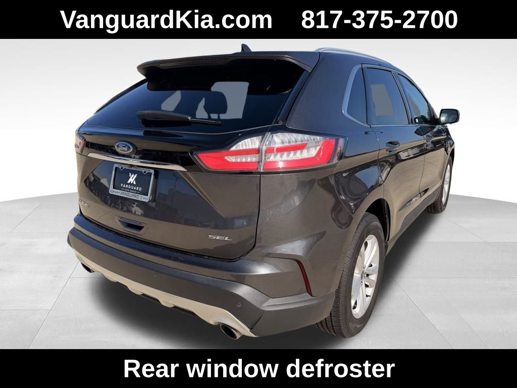 2020 Ford Edge SEL photo 4