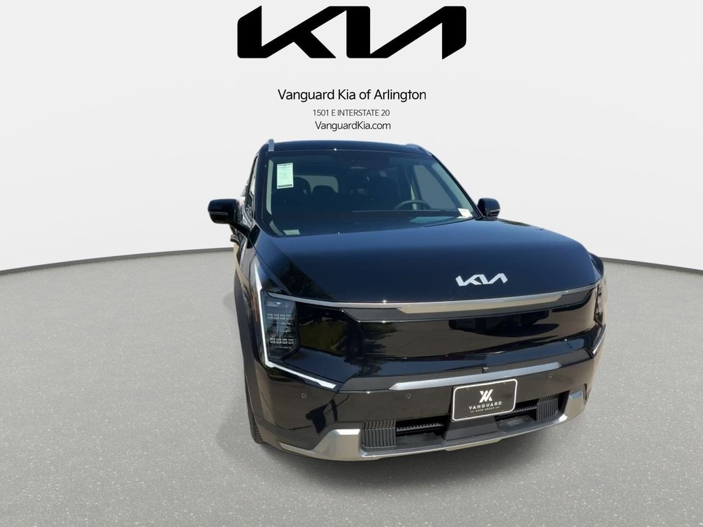 New 2026 Kia EV9 Wind SUV