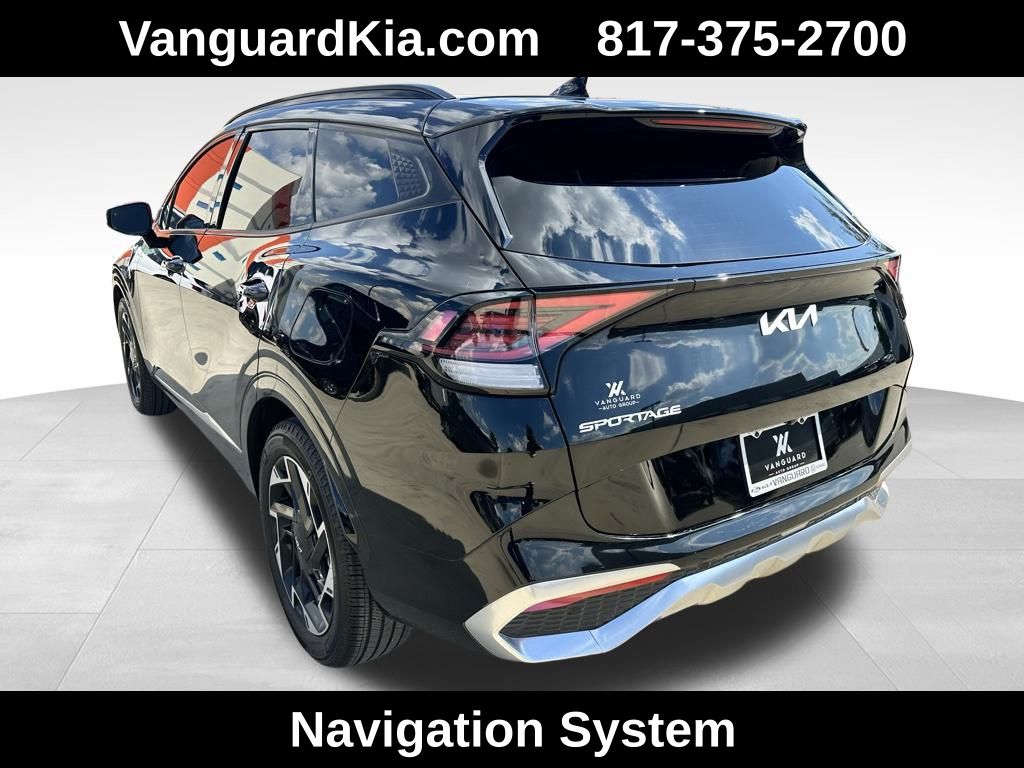 2024 Kia Sportage photo 2