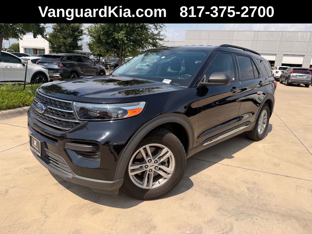 2021 Ford Explorer XLT RWD's photo