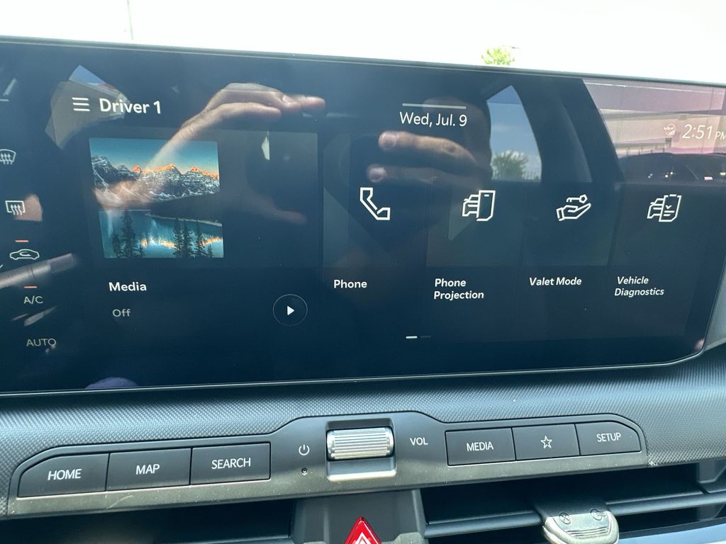 2025 Kia K4 EX - Photo 13