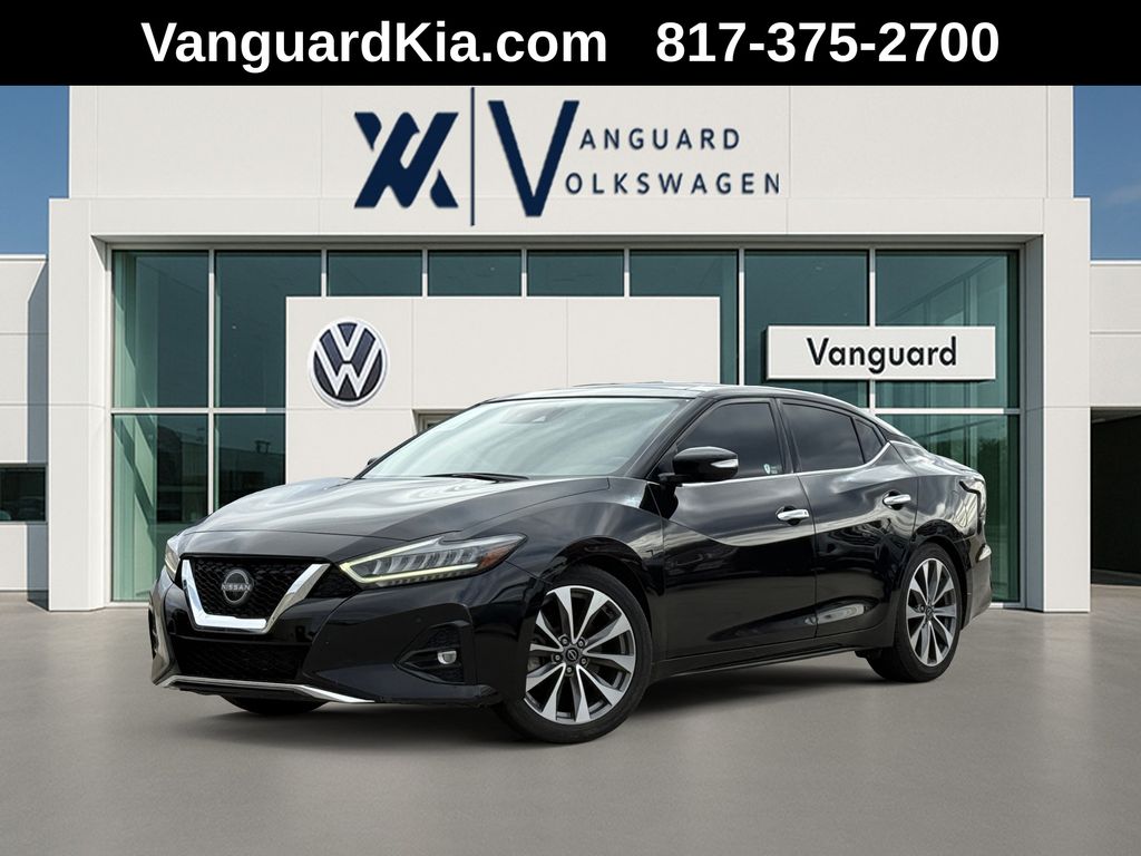 2023 Nissan Maxima Platinum's photo