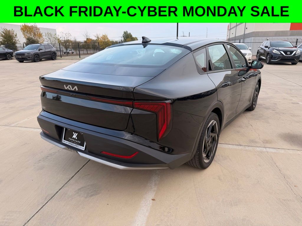 2025 Kia K4 EX photo 4