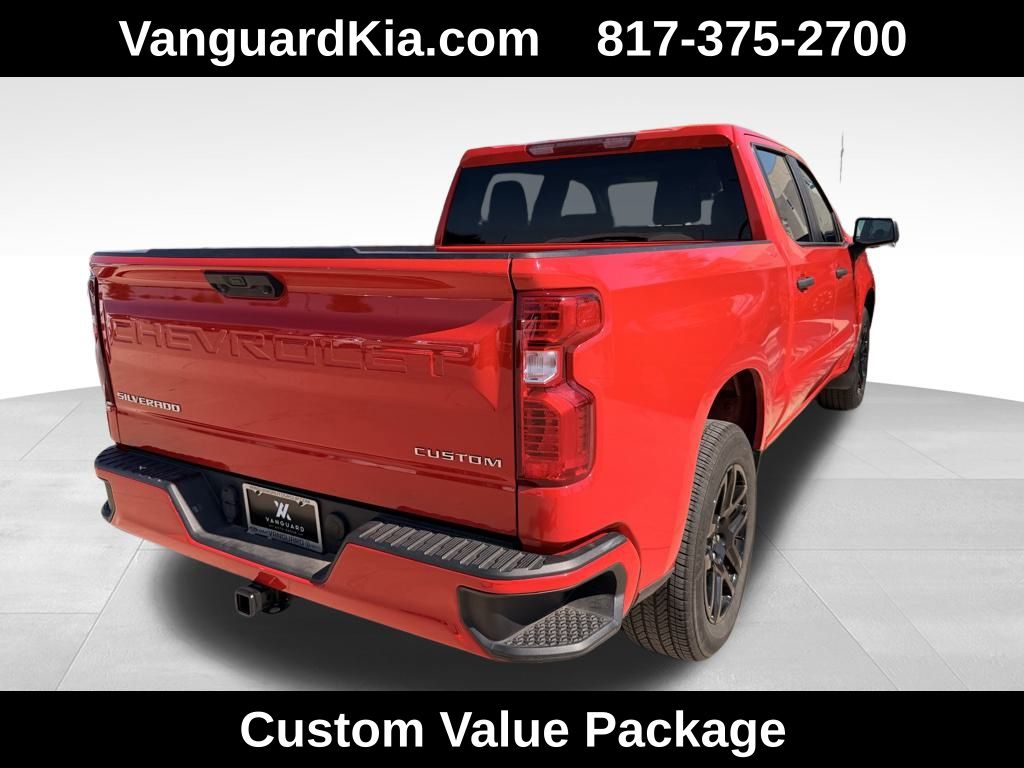 2024 Chevrolet Silverado 1500 Custom photo 4