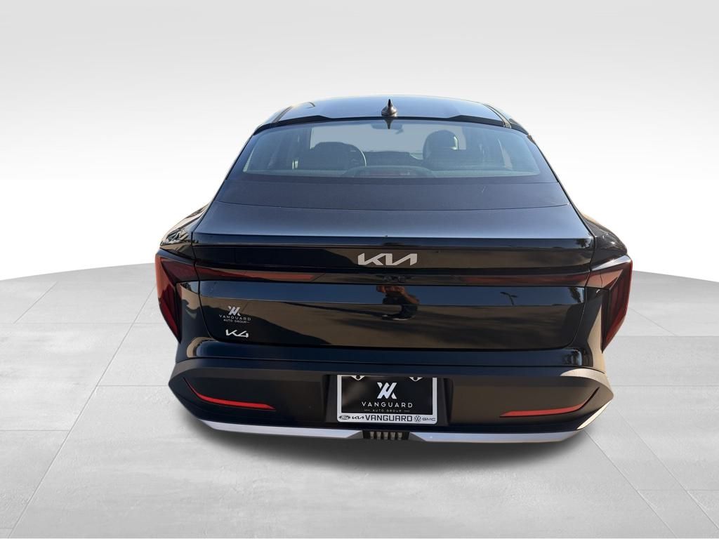 2025 Kia K4 LX photo 2