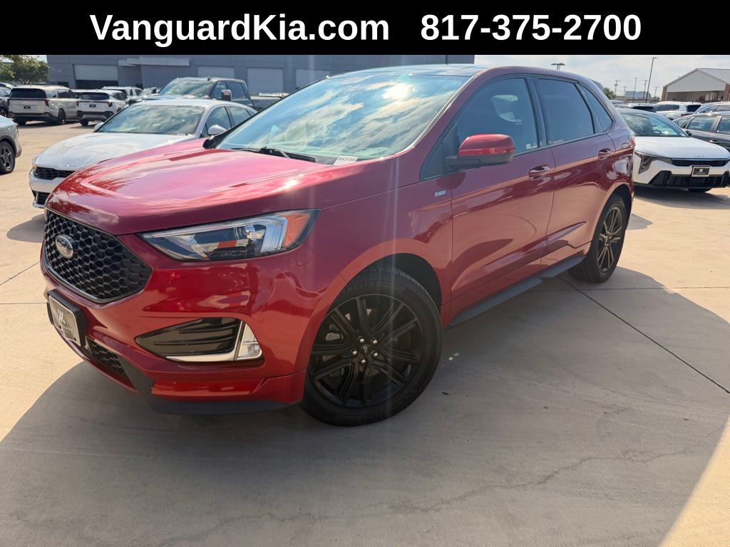 2022 Ford Edge ST-Line AWD's photo