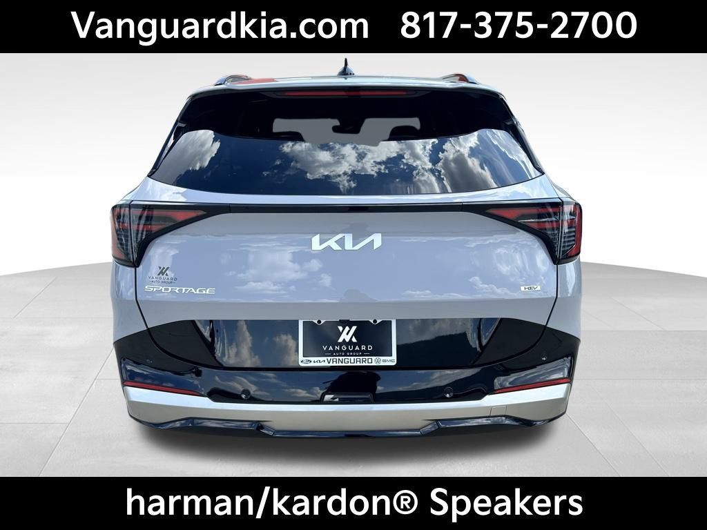 2026 Kia Sportage Hybrid photo 3