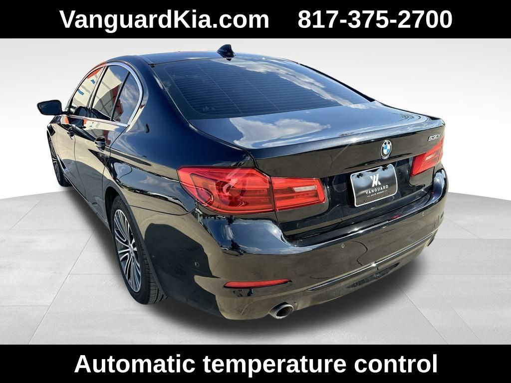 2019 Bmw 530i Sedan photo 2