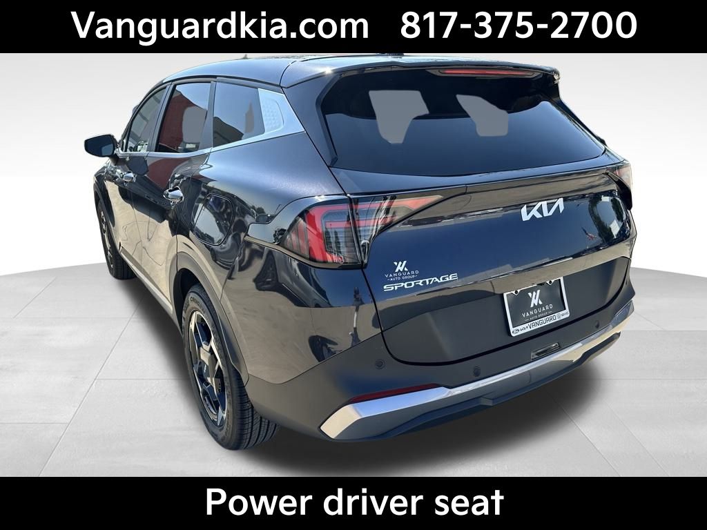 2026 Kia Sportage EX photo 2