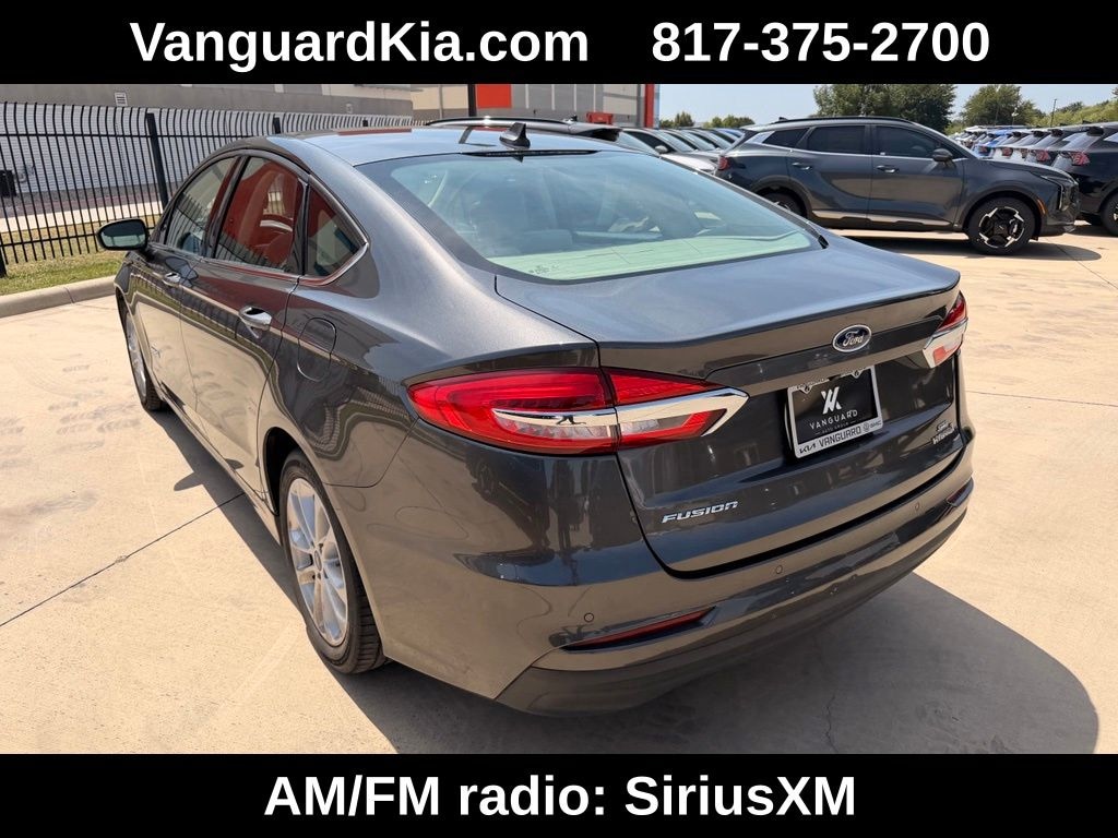 Used 2019 Ford Fusion Hybrid SE Sedan