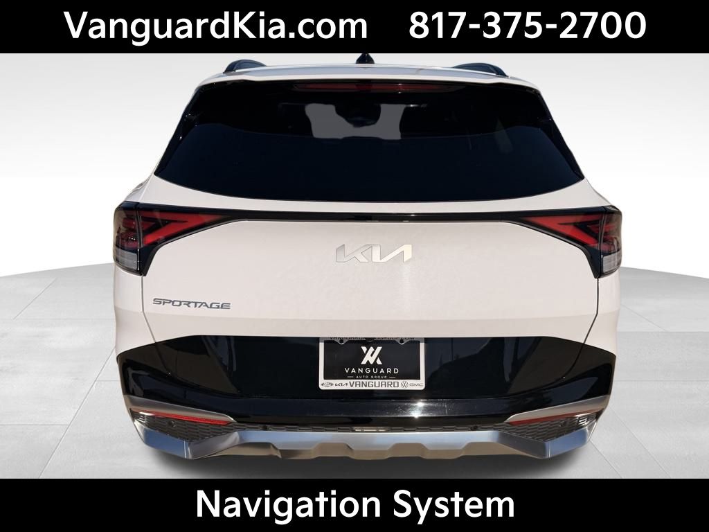 2023 Kia Sportage photo 3