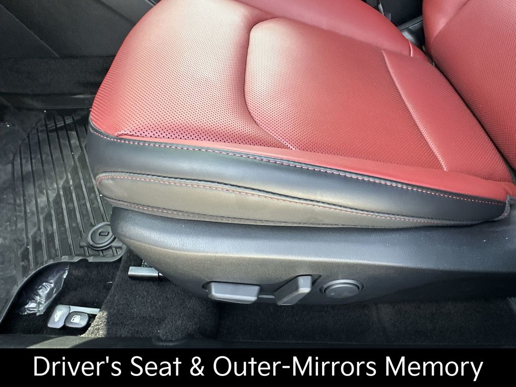 2025 Kia K4 GT-Line Turbo - Photo 16