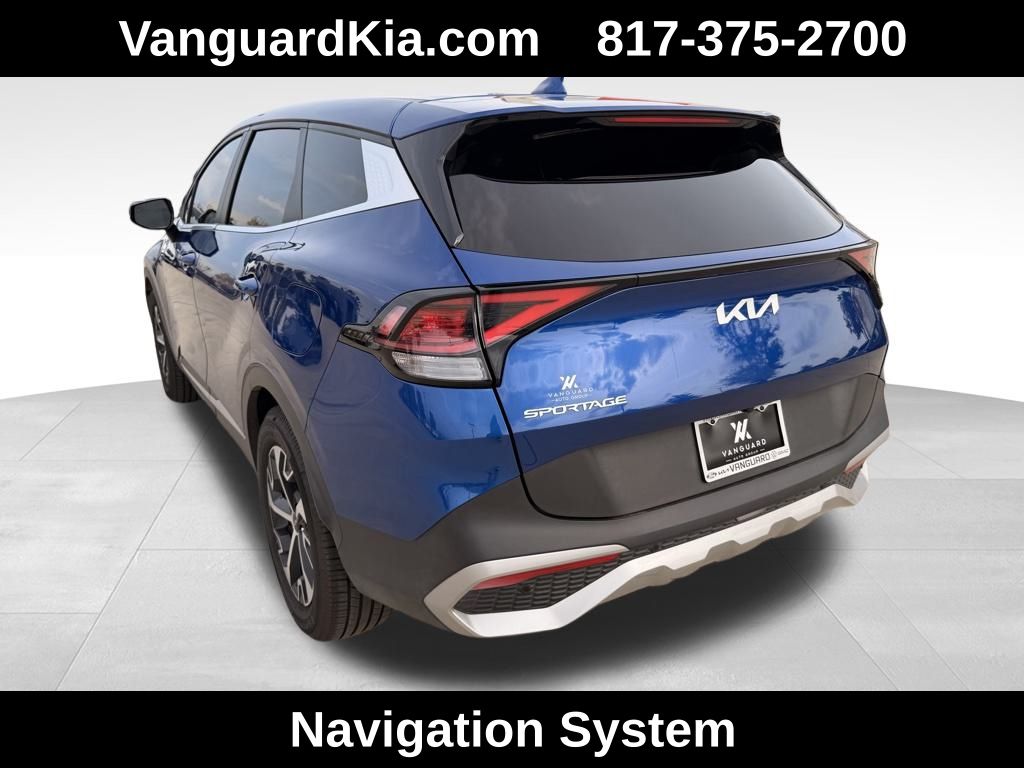 2023 Kia Sportage EX photo 2