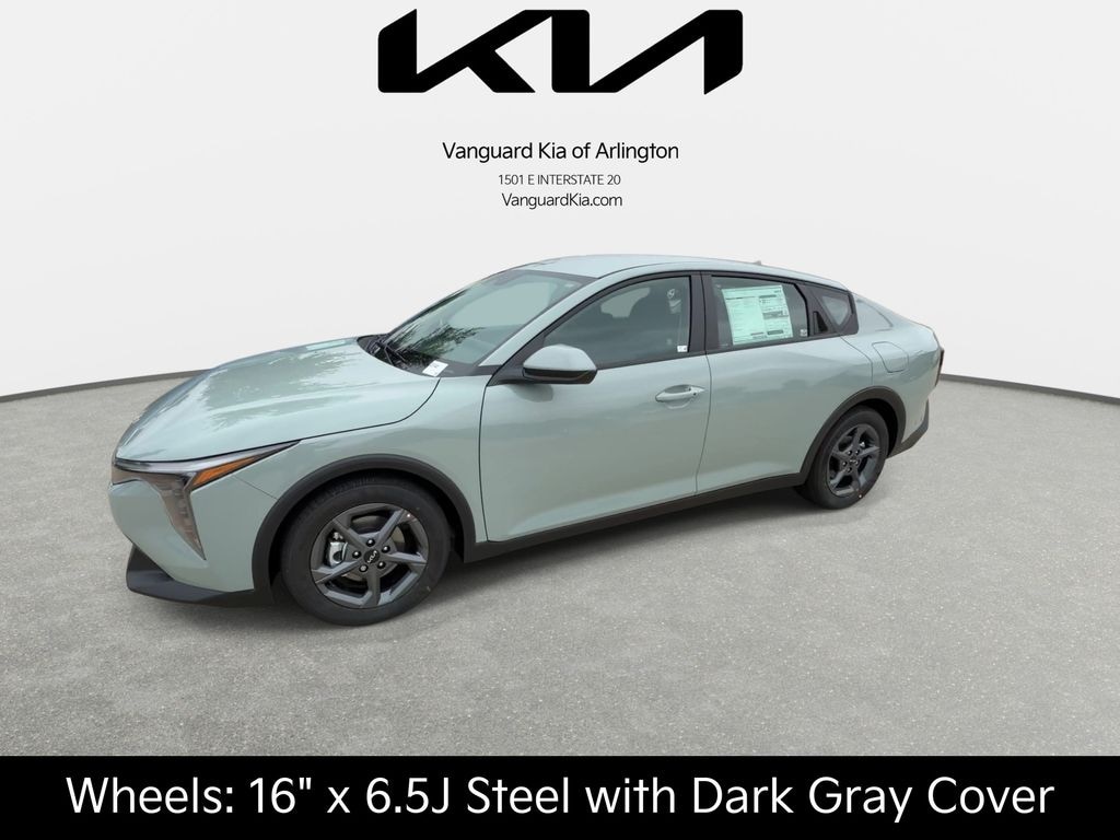New 2026 Kia K4 LXS Sedan
