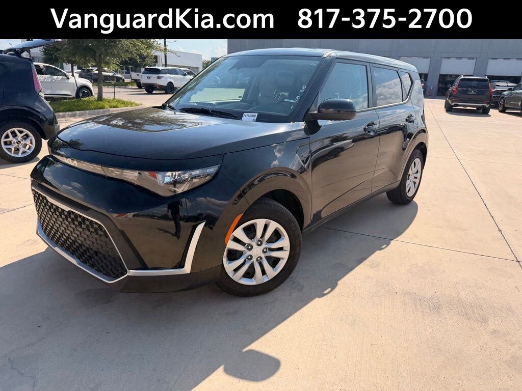 Certified 2025 Kia Soul LX Hatchback