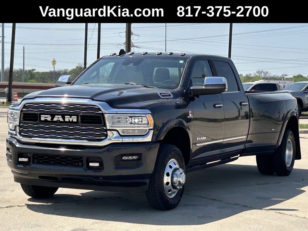 2022 RAM 3500 Limited 4X4 Crew Cab LWB's photo