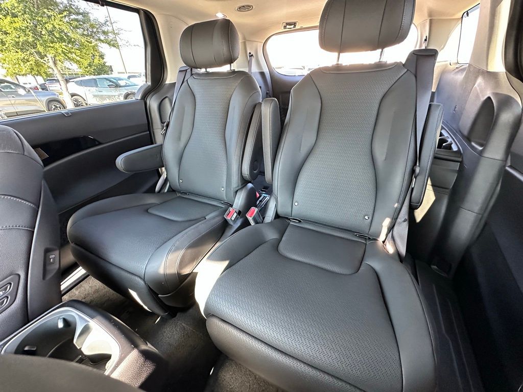 2026 Kia Carnival SX Prestige - Photo 23