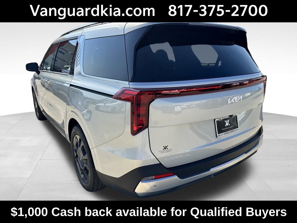 2026 Kia Carnival SX photo 2