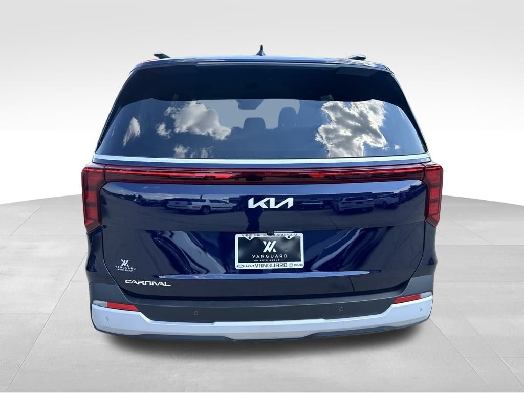 New 2026 Kia Carnival EX Minivan/Van