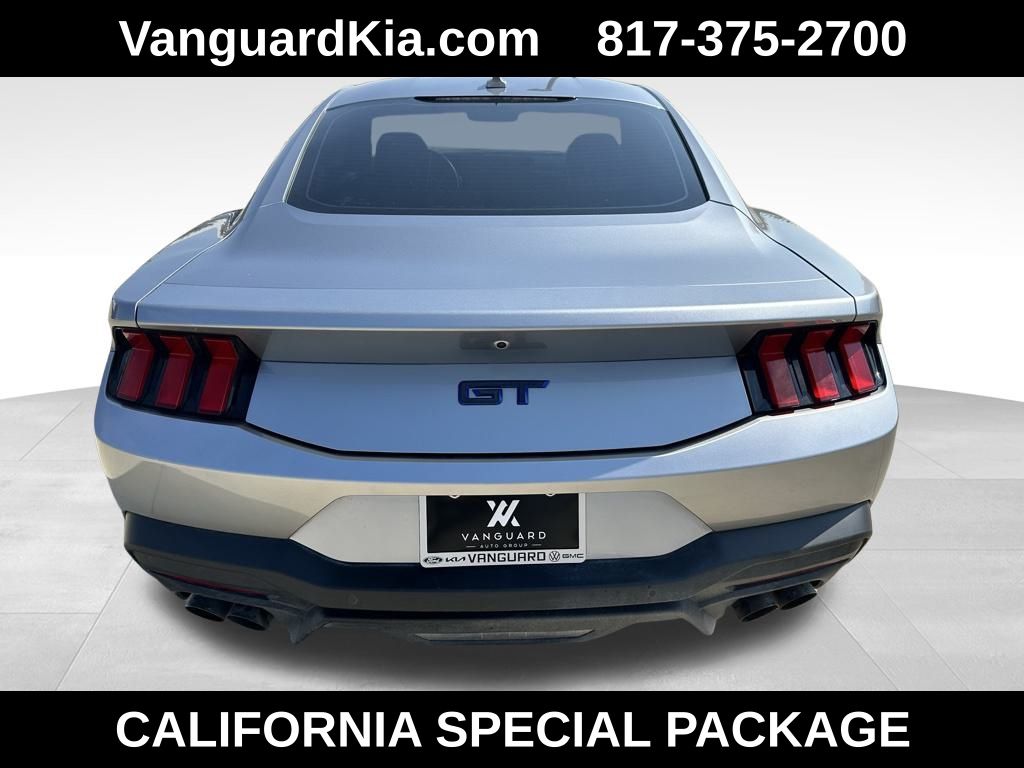 2024 Ford Mustang GT Premium photo 3