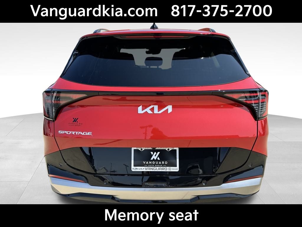 2026 Kia Sportage photo 3