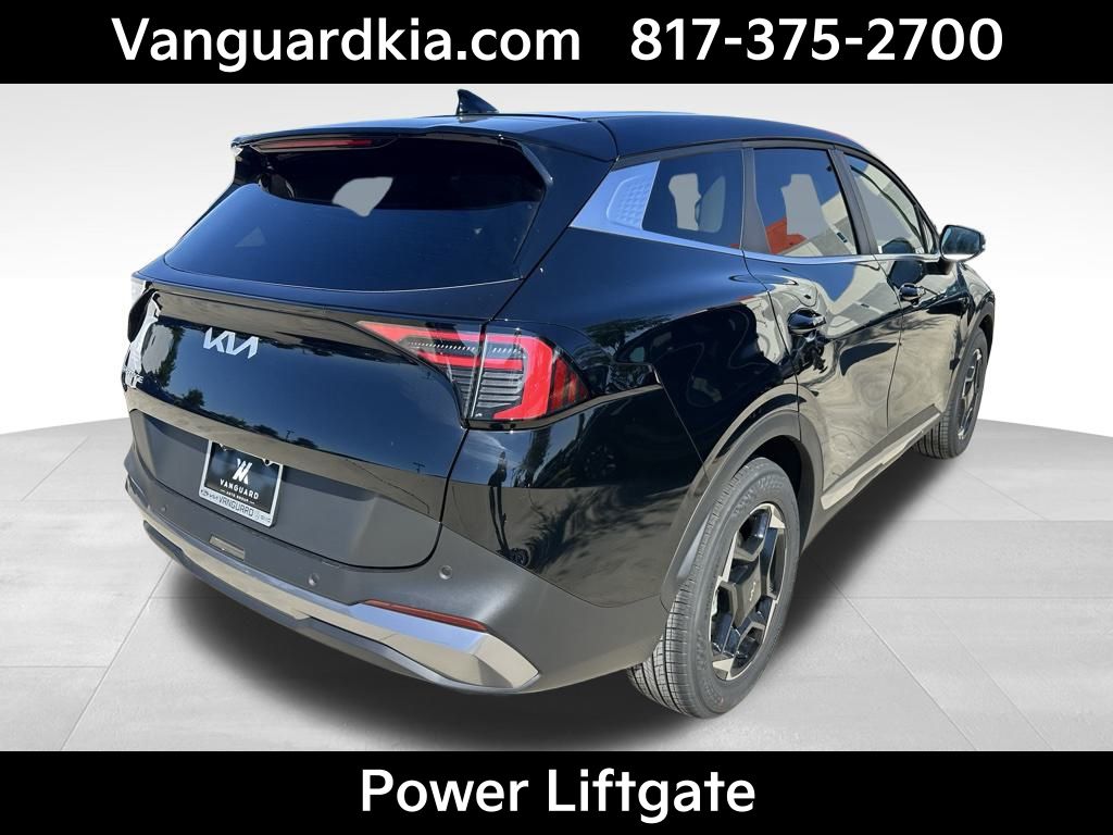 2026 Kia Sportage EX photo 4