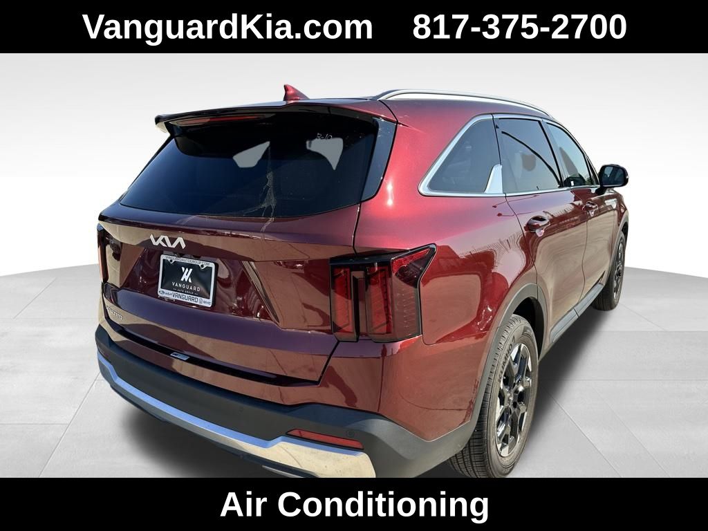 2024 Kia Sorento S photo 4