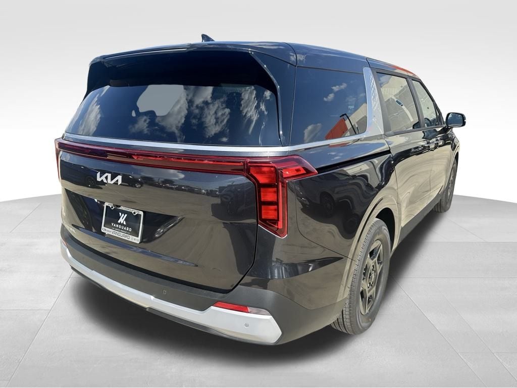 New 2026 Kia Carnival LXS Minivan/Van
