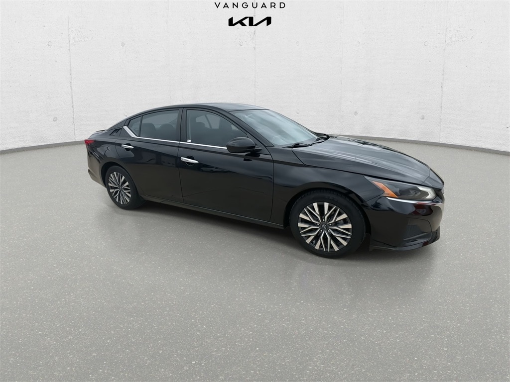 Used 2023 Nissan Altima SV with VIN 1N4BL4DV8PN348581 for sale in Arlington, TX