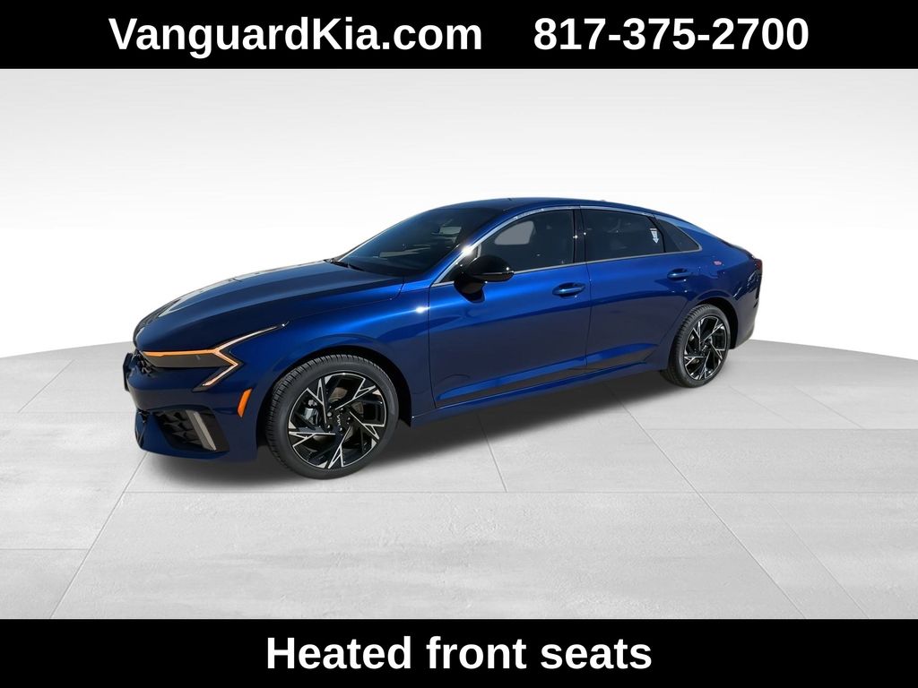 2025 Kia K5 GT-Line photo 4