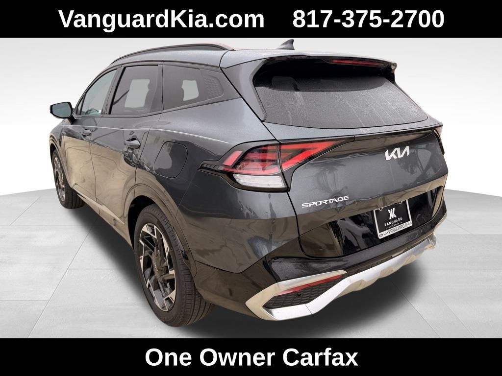 2024 Kia Sportage photo 2