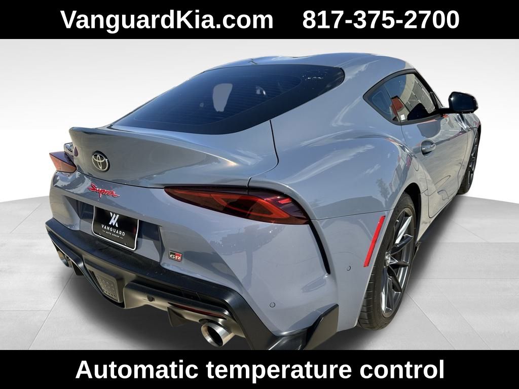 2023 Toyota Supra 3.0 photo 4