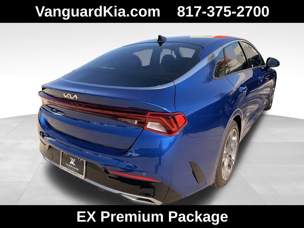 2022 Kia K5 EX photo 4