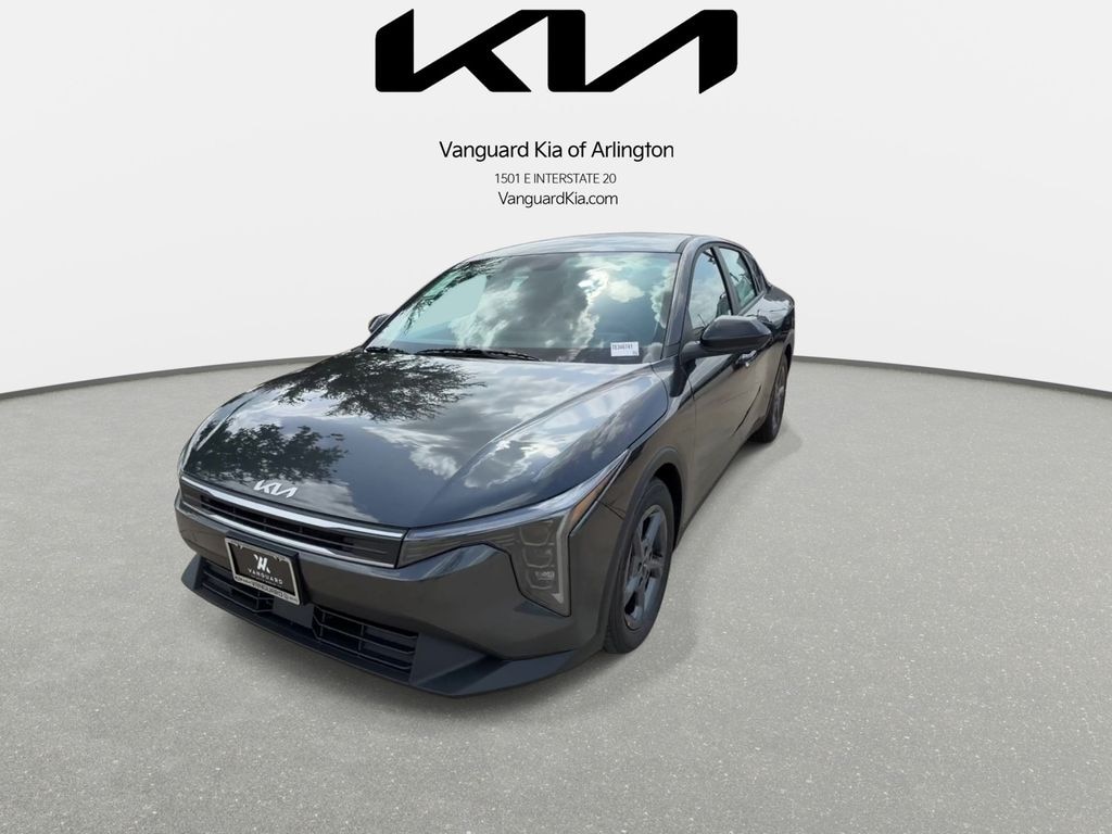 New 2026 Kia K4 LXS Sedan