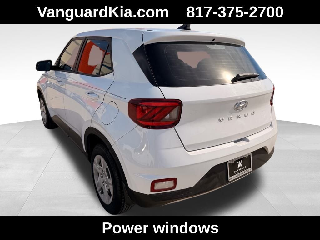 Used 2020 Hyundai Venue SE SUV