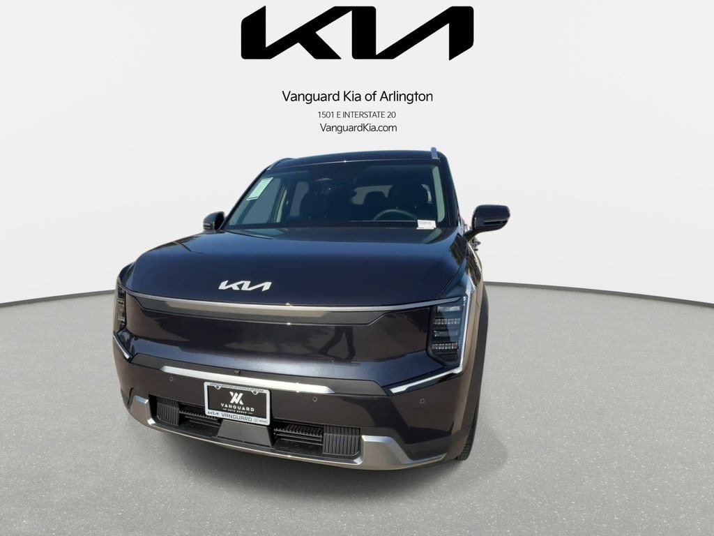 New 2026 Kia EV9 Wind SUV