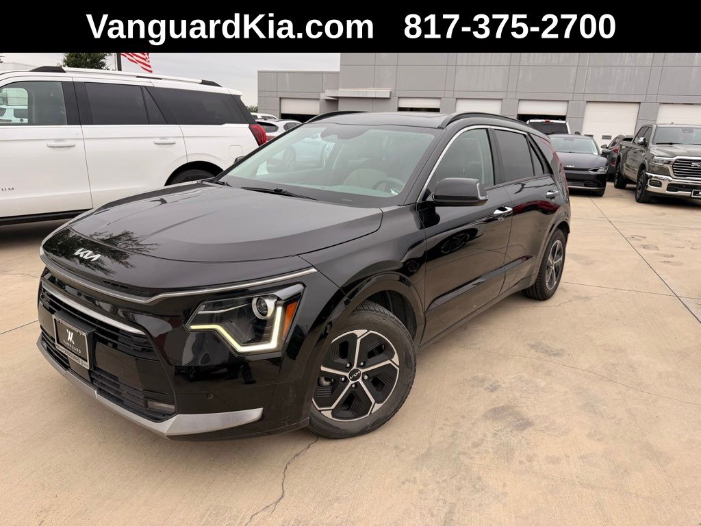 2023 Kia Niro SX HEV's photo