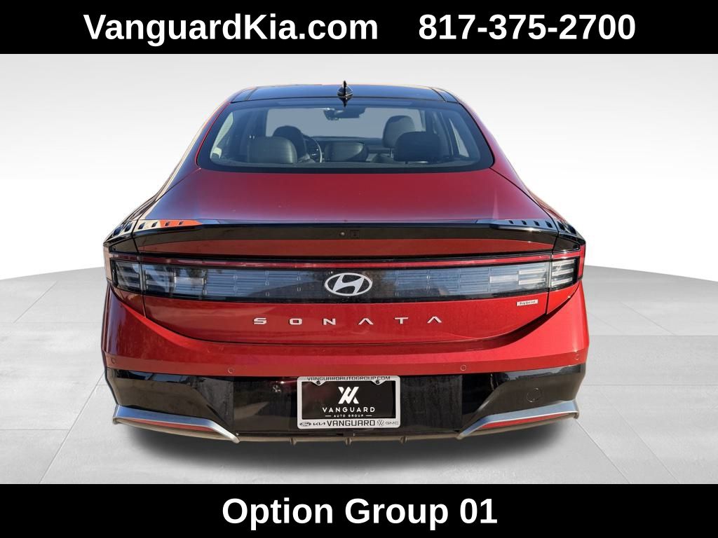 2025 Hyundai Sonata Hybrid Limited photo 3