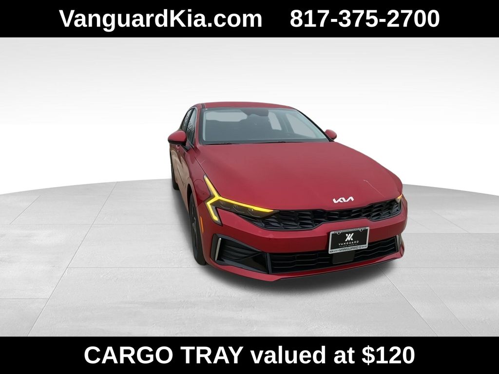 2025 Kia K5 LXS photo 3