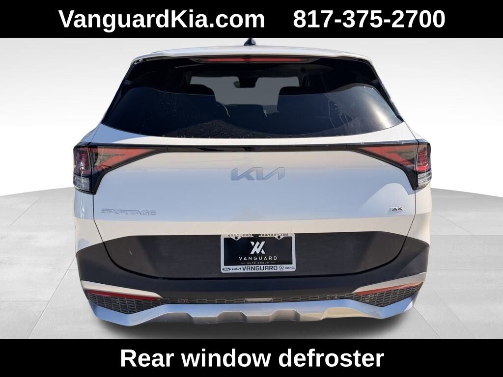 Used 2024 Kia Sportage LX SUV