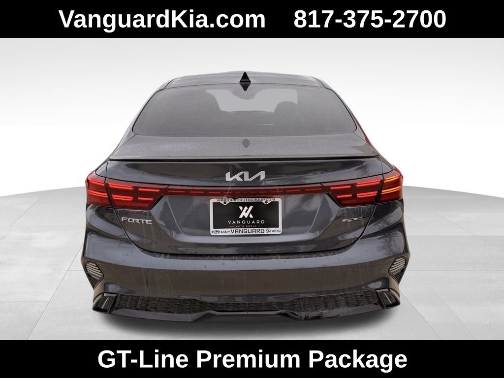 2023 Kia Forte GT-Line photo 3