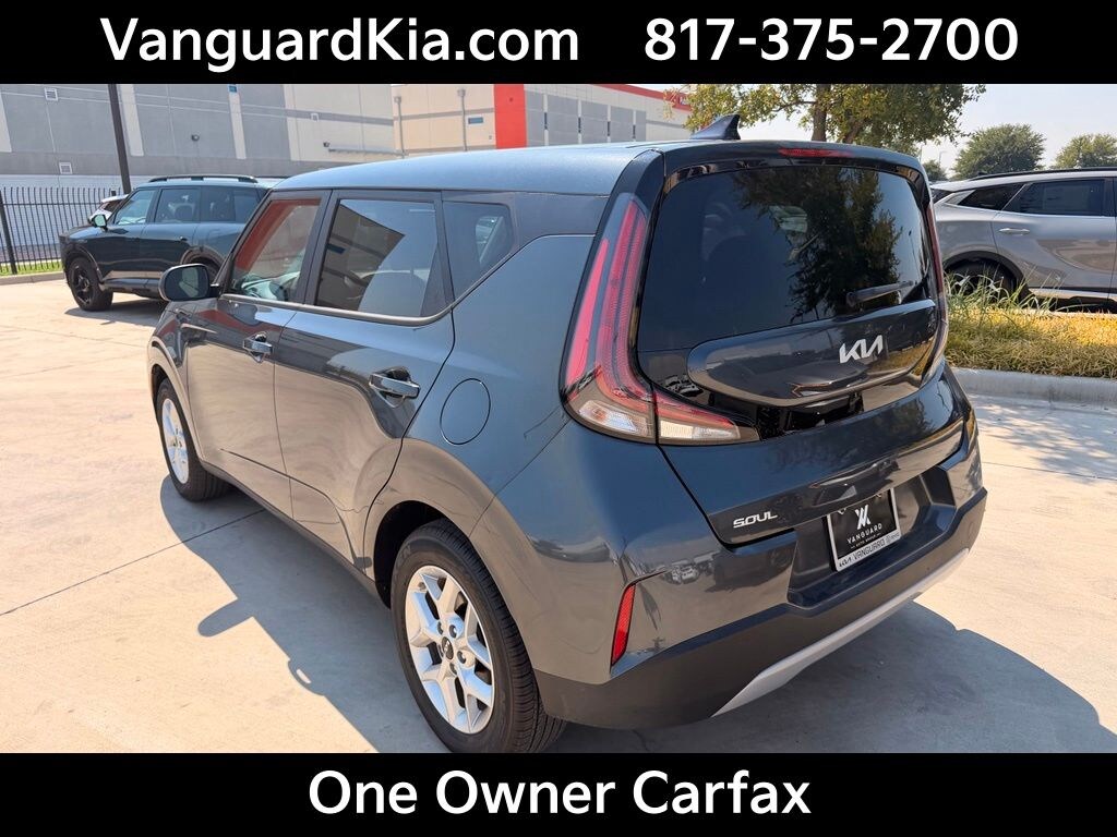 Certified 2025 Kia Soul LX Tech PKG Hatchback