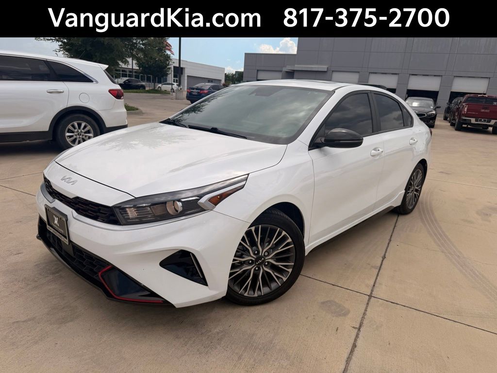 2024 Kia Forte GT-Line AT's photo