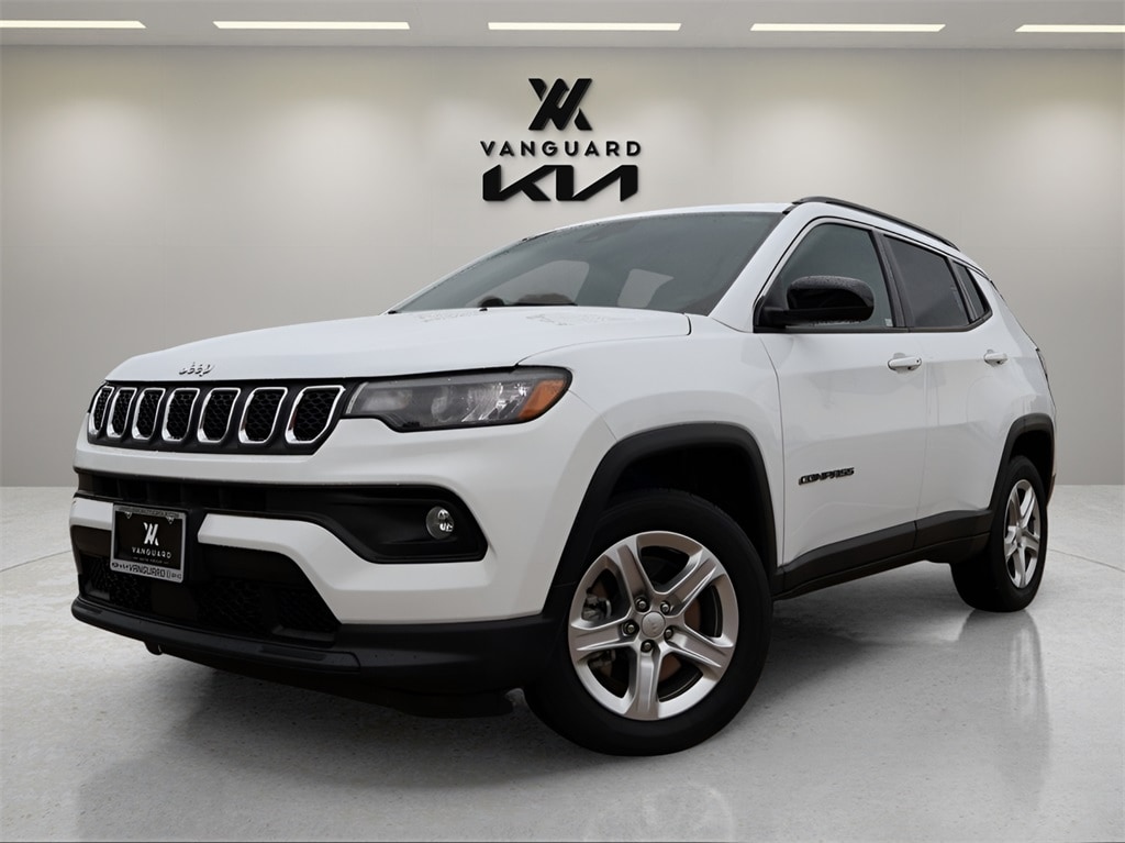 Used 2023 Jeep Compass Latitude with VIN 3C4NJDBNXPT562150 for sale in Arlington, TX