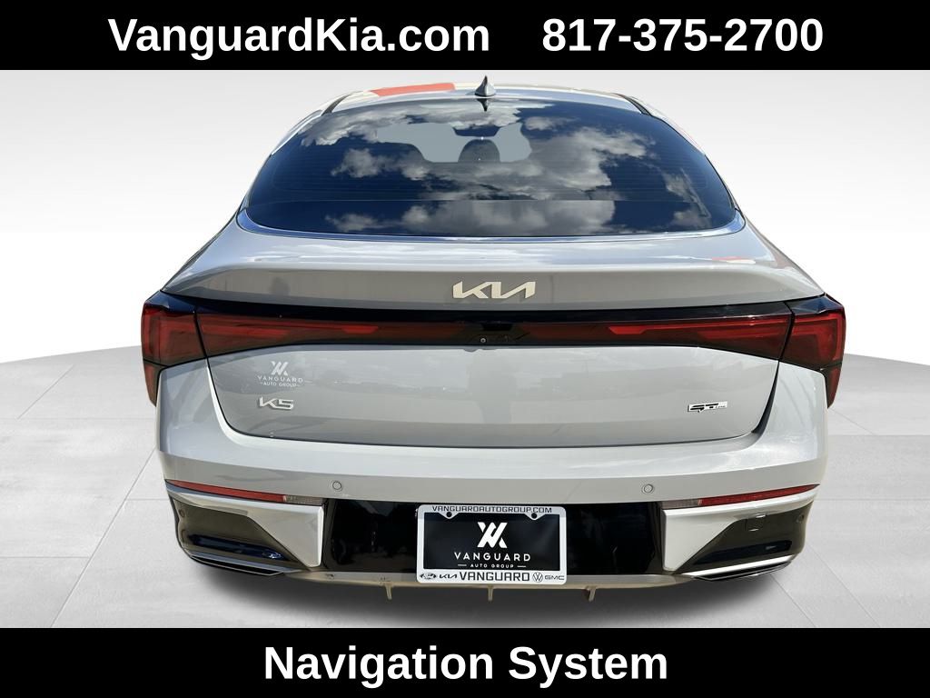 2025 Kia K5 GT-Line photo 3