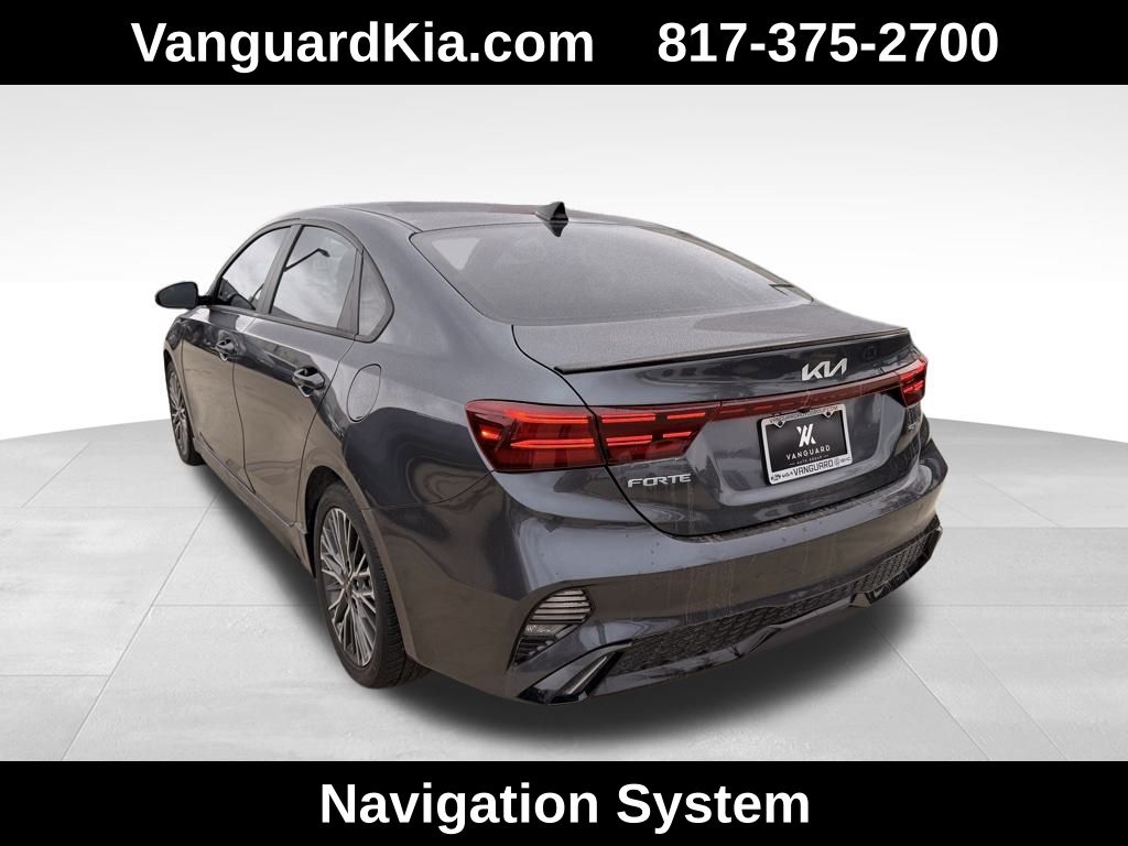 2023 Kia Forte GT-Line photo 2