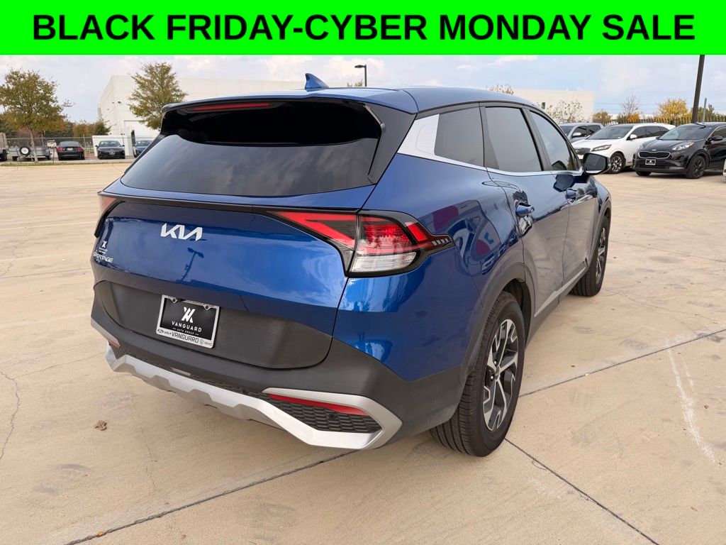 2023 Kia Sportage EX photo 4