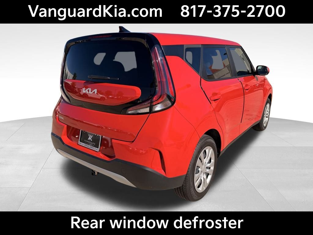 2024 Kia Soul LX photo 4