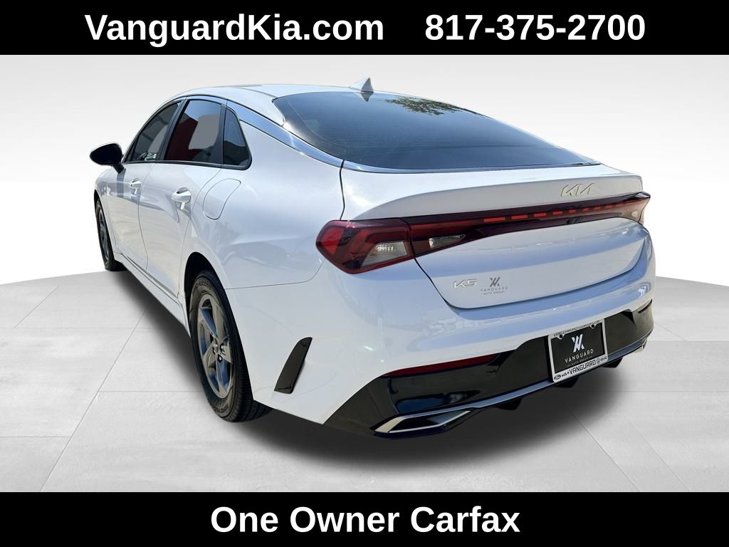 2024 Kia K5 LXS photo 2